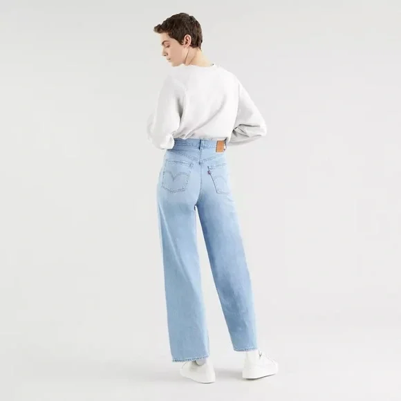 Levi's High Loose Women's High-Rise Wide Leg Jeans in Medium Blue Denim - Picture 3 of 8